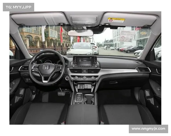 全新本田雅阁VS全新丰田凯美瑞，究竟谁更胜一筹？该怎样选？